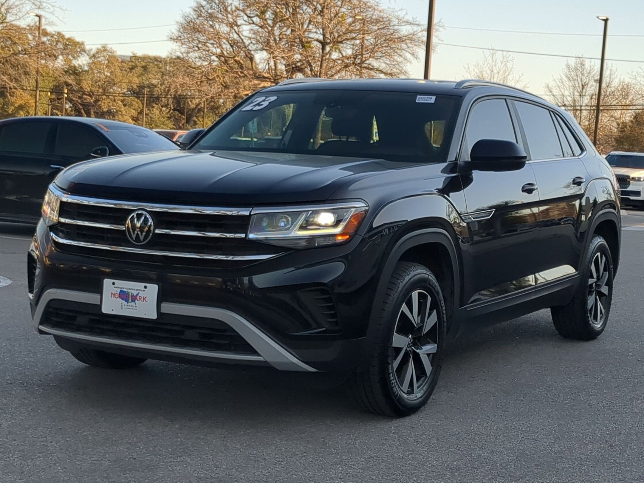 Used 2023 Volkswagen Atlas Cross Sport SE image 7
