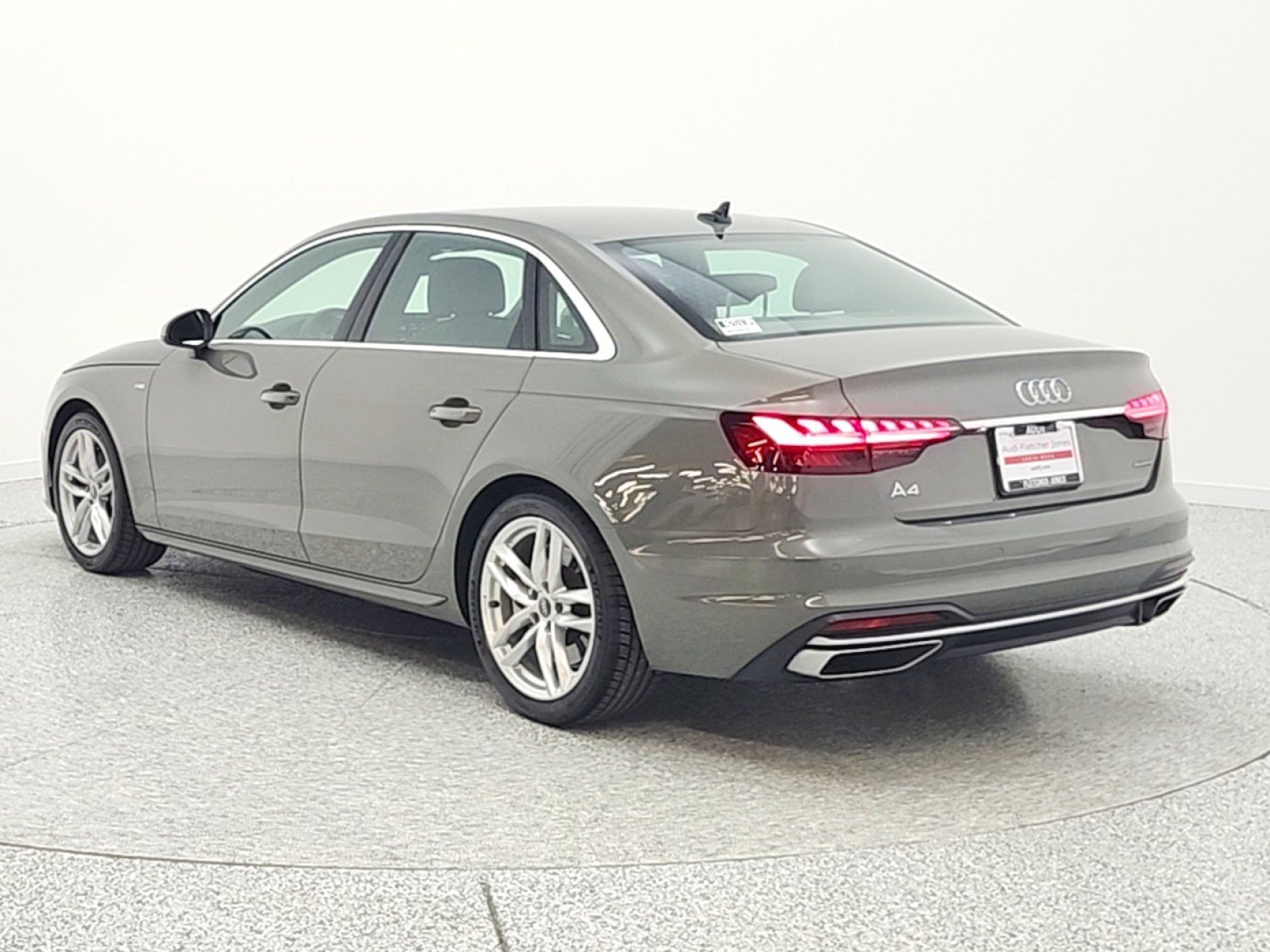 Used 2023 Audi A4 2.0T Premium Plus w/ Premium Plus Package AWD/4WD image 7
