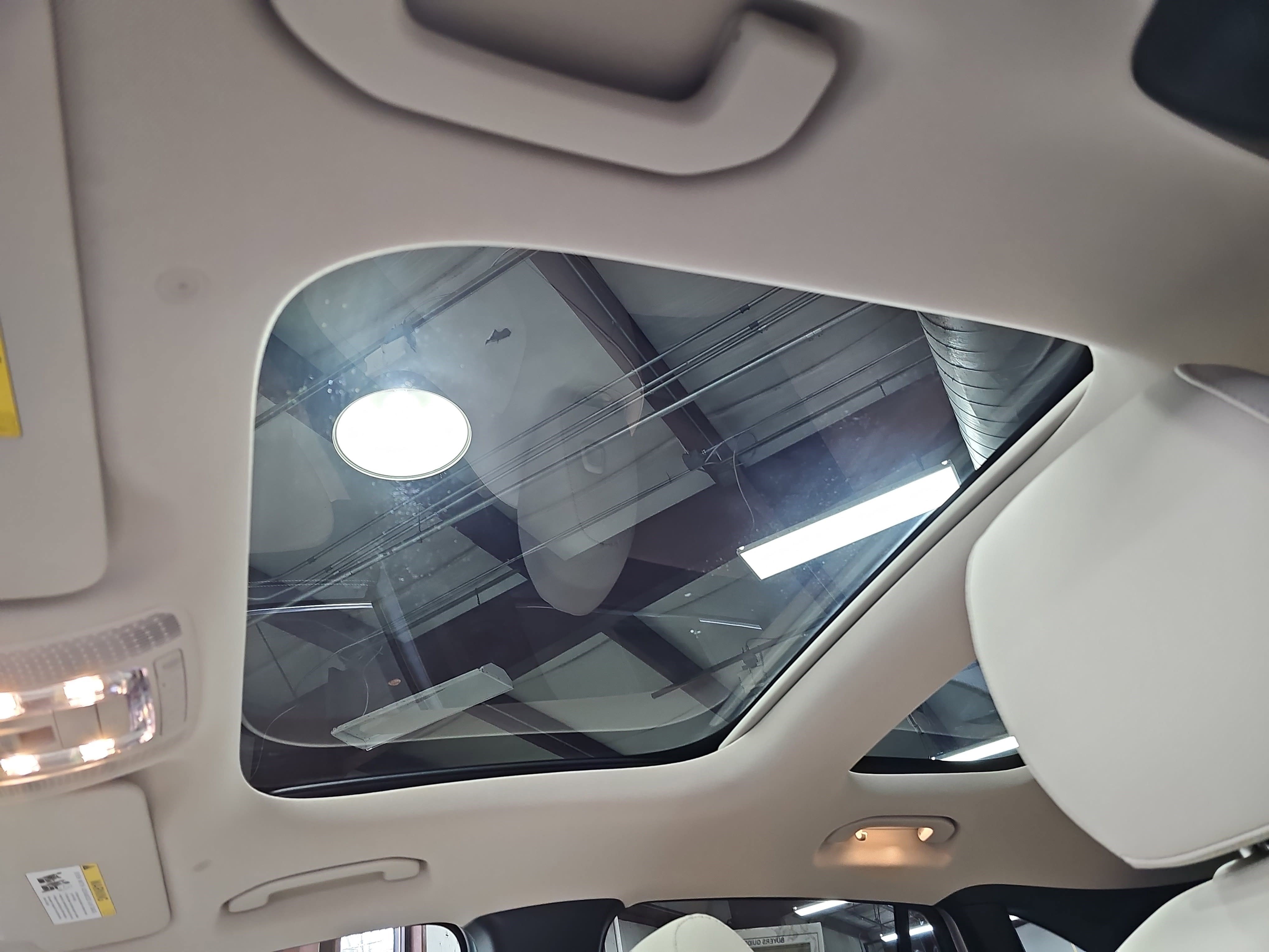 Certified 2025 Mercedes-Benz GLA 250 image 31