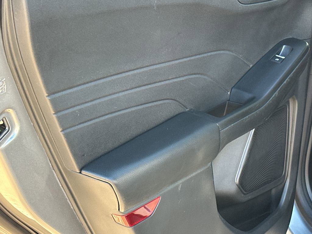 Used 2022 Ford Escape Titanium image 21