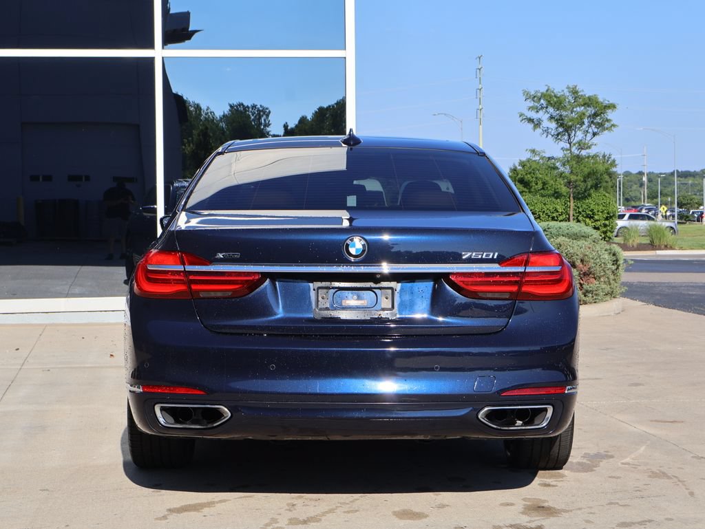 Used 2016 BMW 750i xDrive AWD/4WD image 6