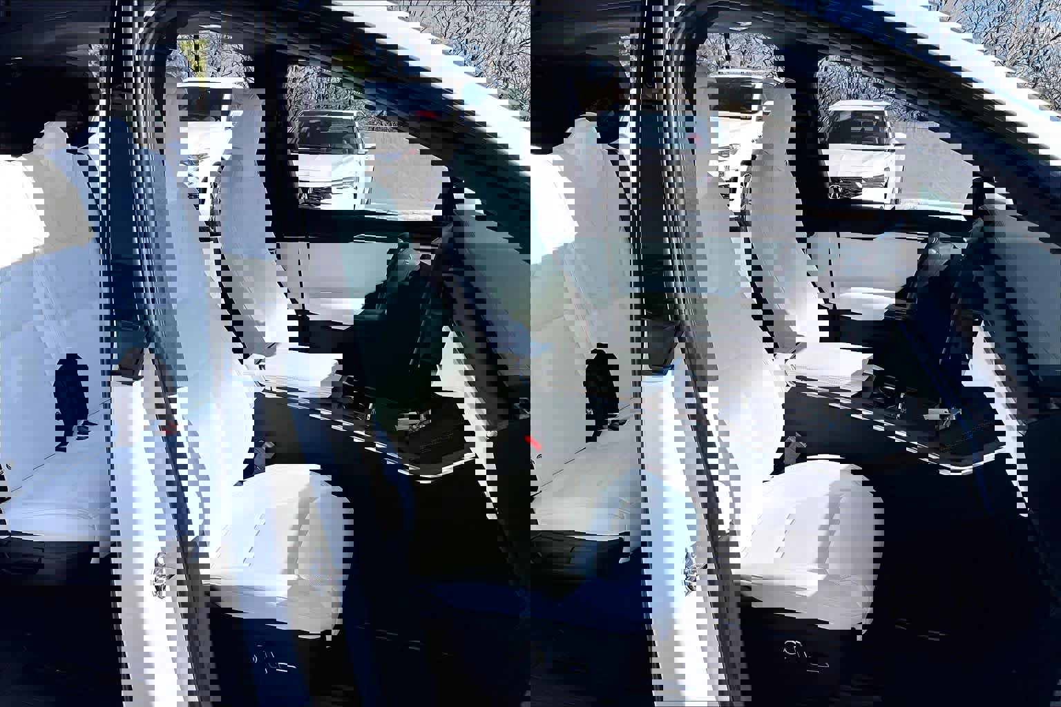 Used 2022 Tesla Model X image 8