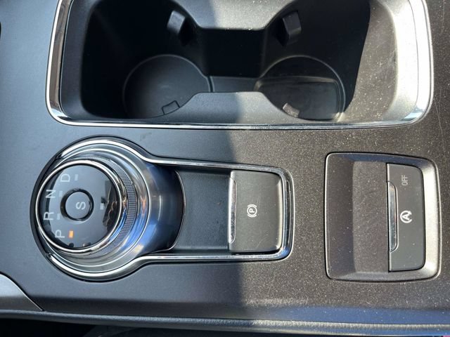 Used 2018 Ford Fusion SE w/ Fusion SE Technology Package FWD image 31