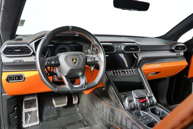 Used 2024 Lamborghini Urus S AWD/4WD image 33