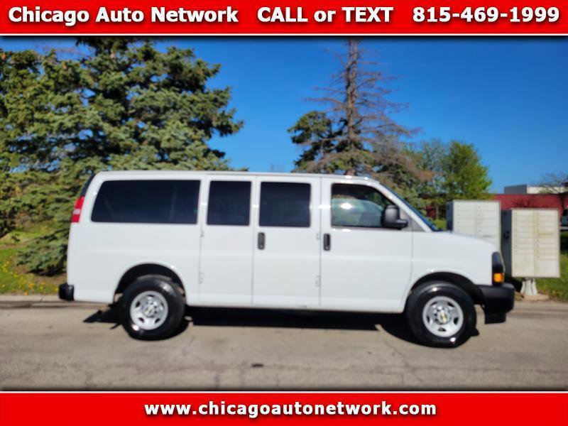 Used 2018 Chevrolet Express 3500 LS RWD image 1