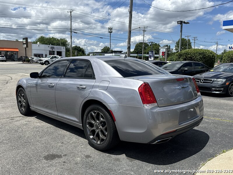Used 2017 Chrysler 300 S w/ 300S Premium Group AWD/4WD image 7