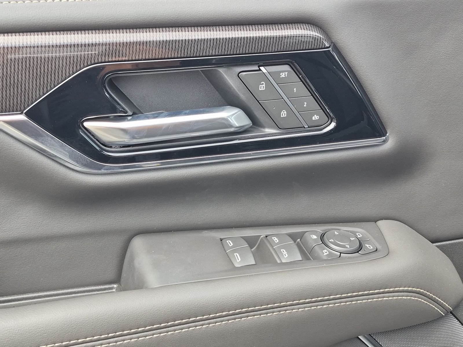 New 2026 GMC Yukon XL Elevation w/ Elevation Premium Package RWD image 22