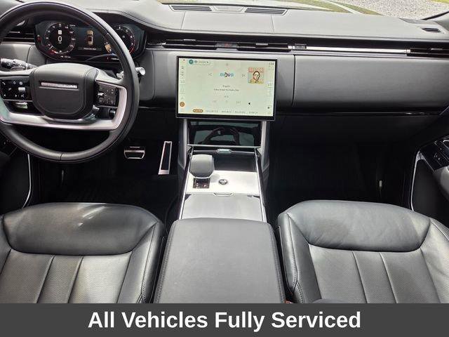 Used 2024 Land Rover Range Rover Autobiography AWD/4WD image 12