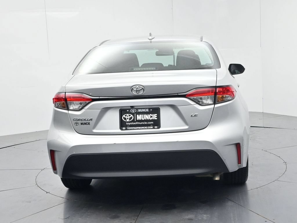 Used 2023 Toyota Corolla LE FWD image 7