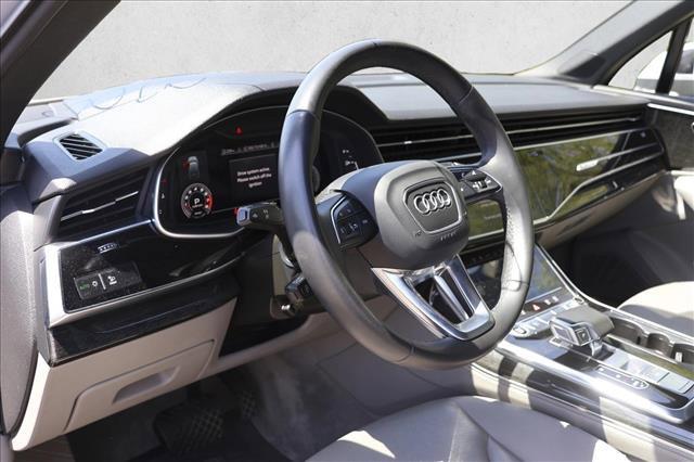 Used 2021 Audi Q7 3.0T Prestige AWD/4WD image 12