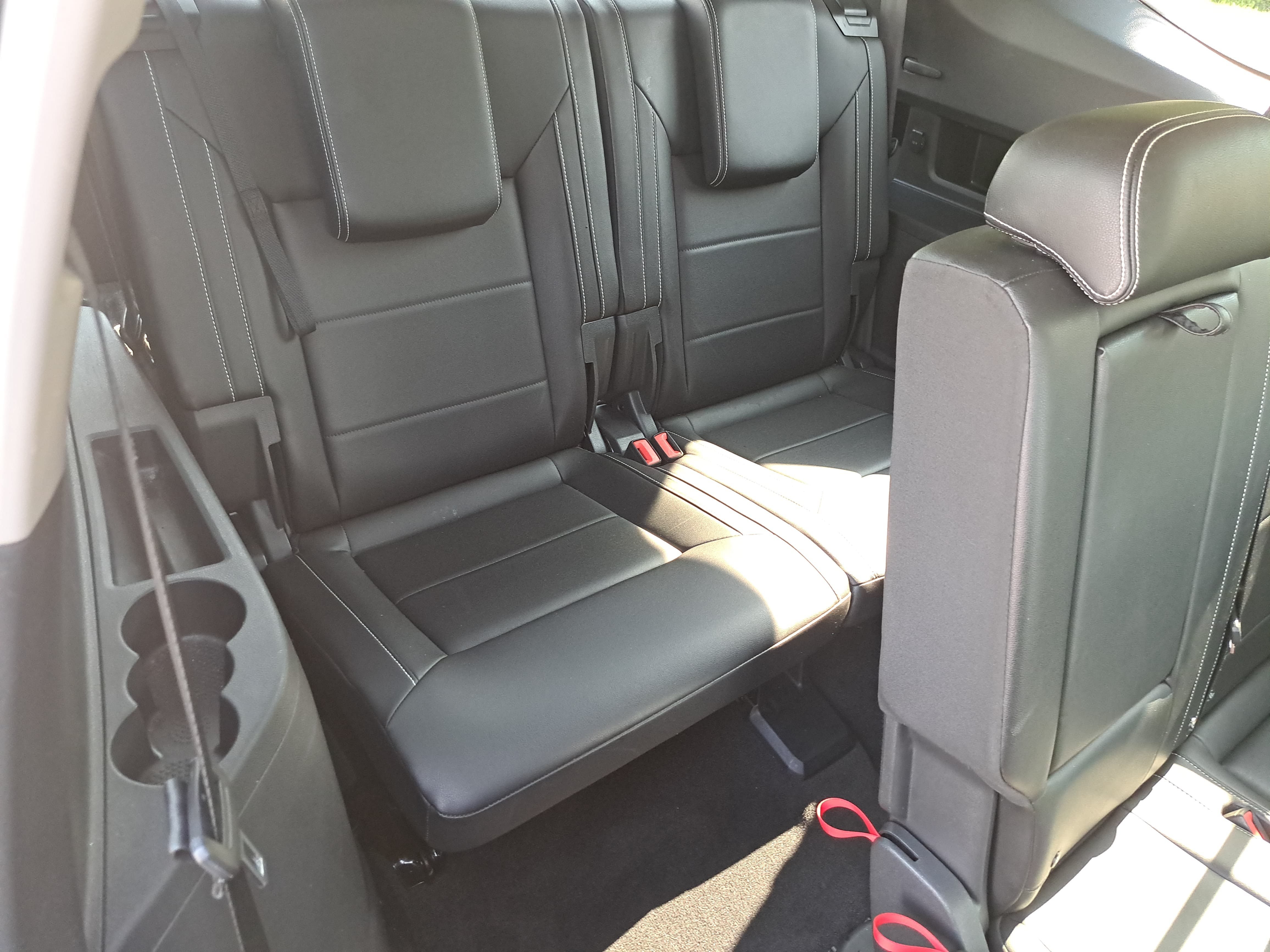 Certified 2023 Volkswagen Atlas SE w/ Panoramic Sunroof Package FWD image 12