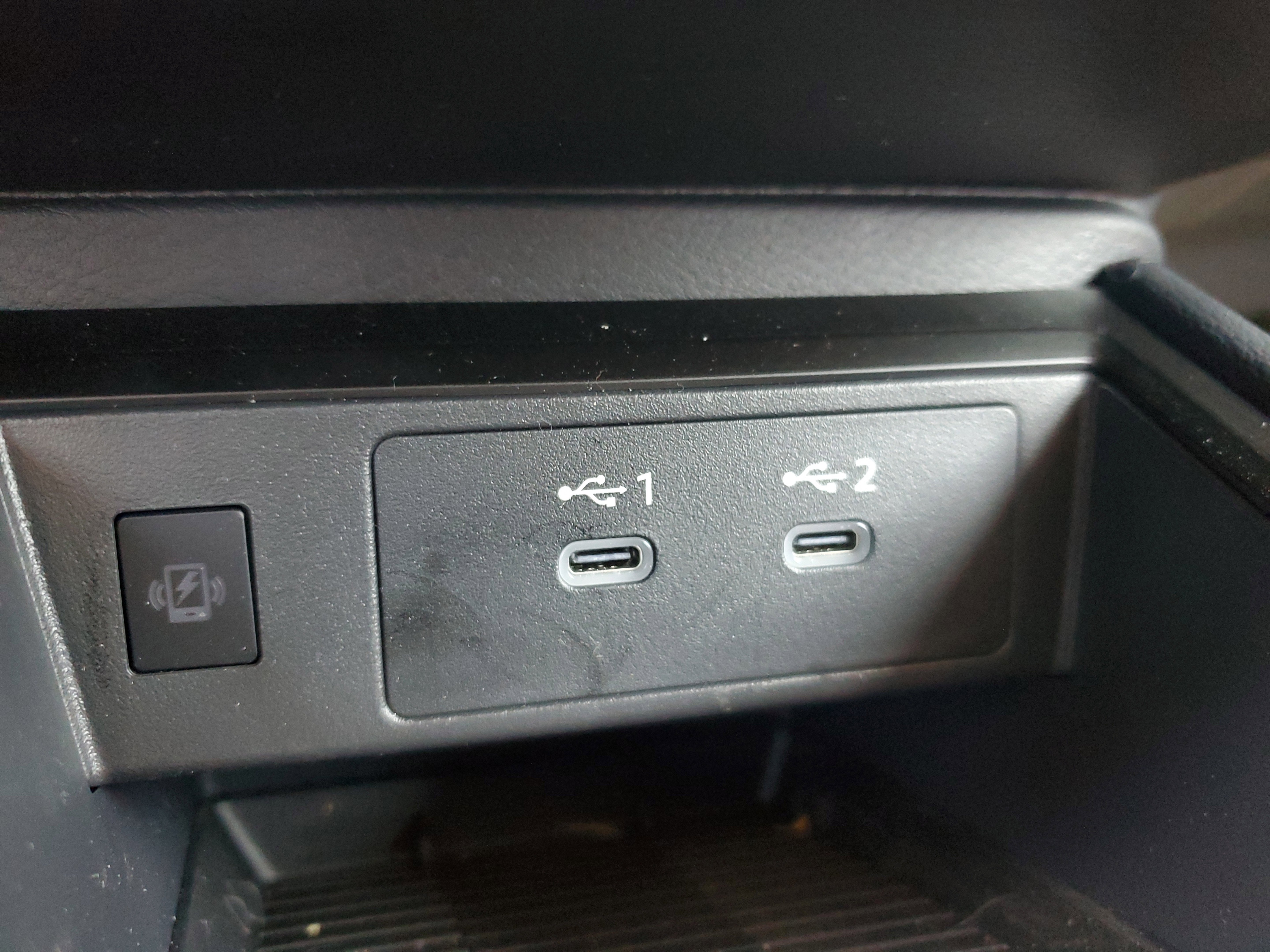 Certified 2025 Nissan Kicks SR image 25