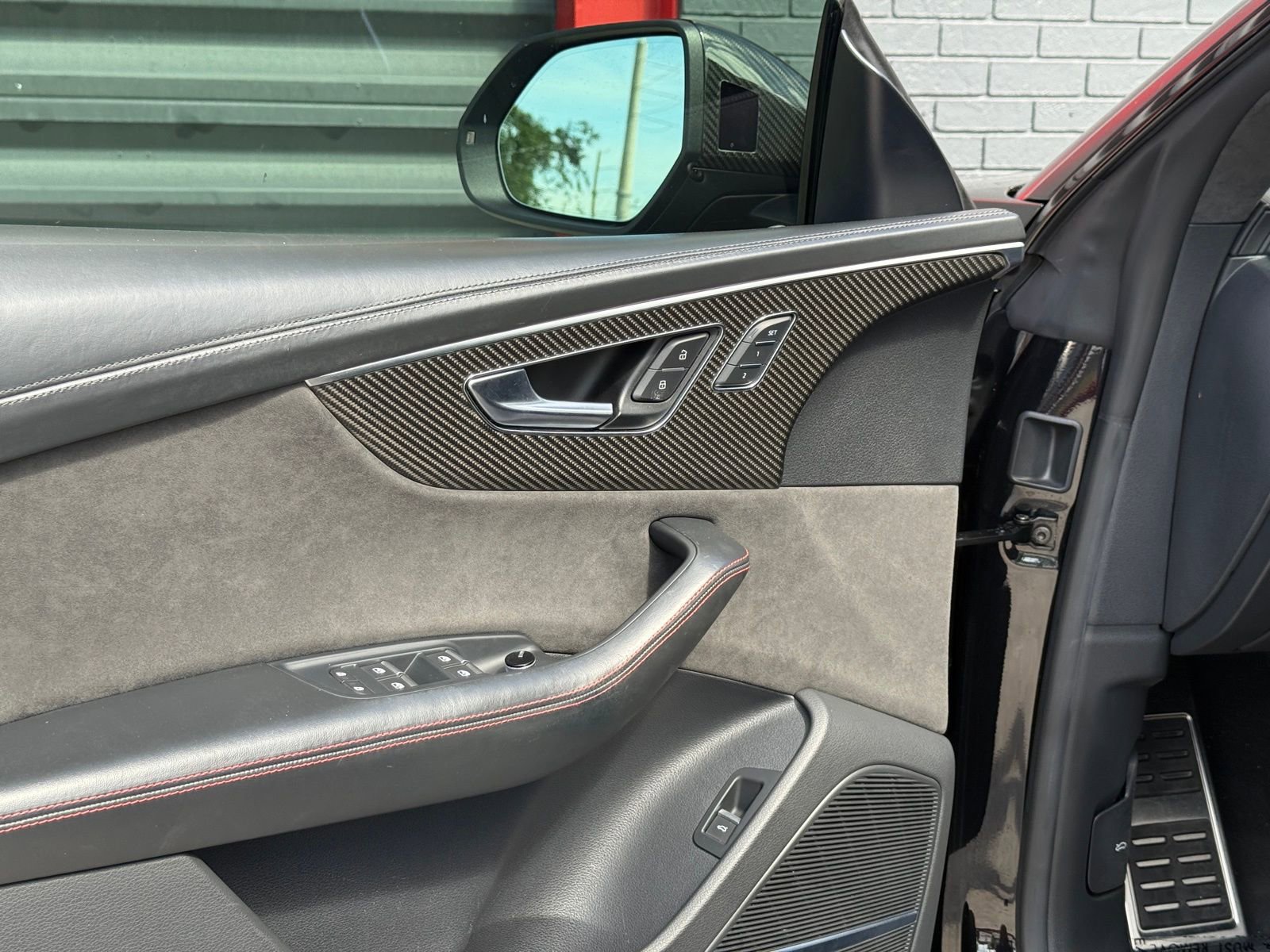 Used 2021 Audi RS Q8 AWD/4WD image 17