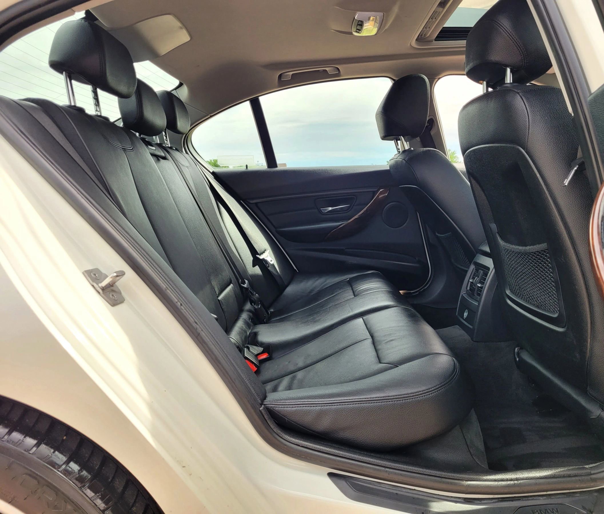 Used 2014 BMW 328i Sedan RWD image 40