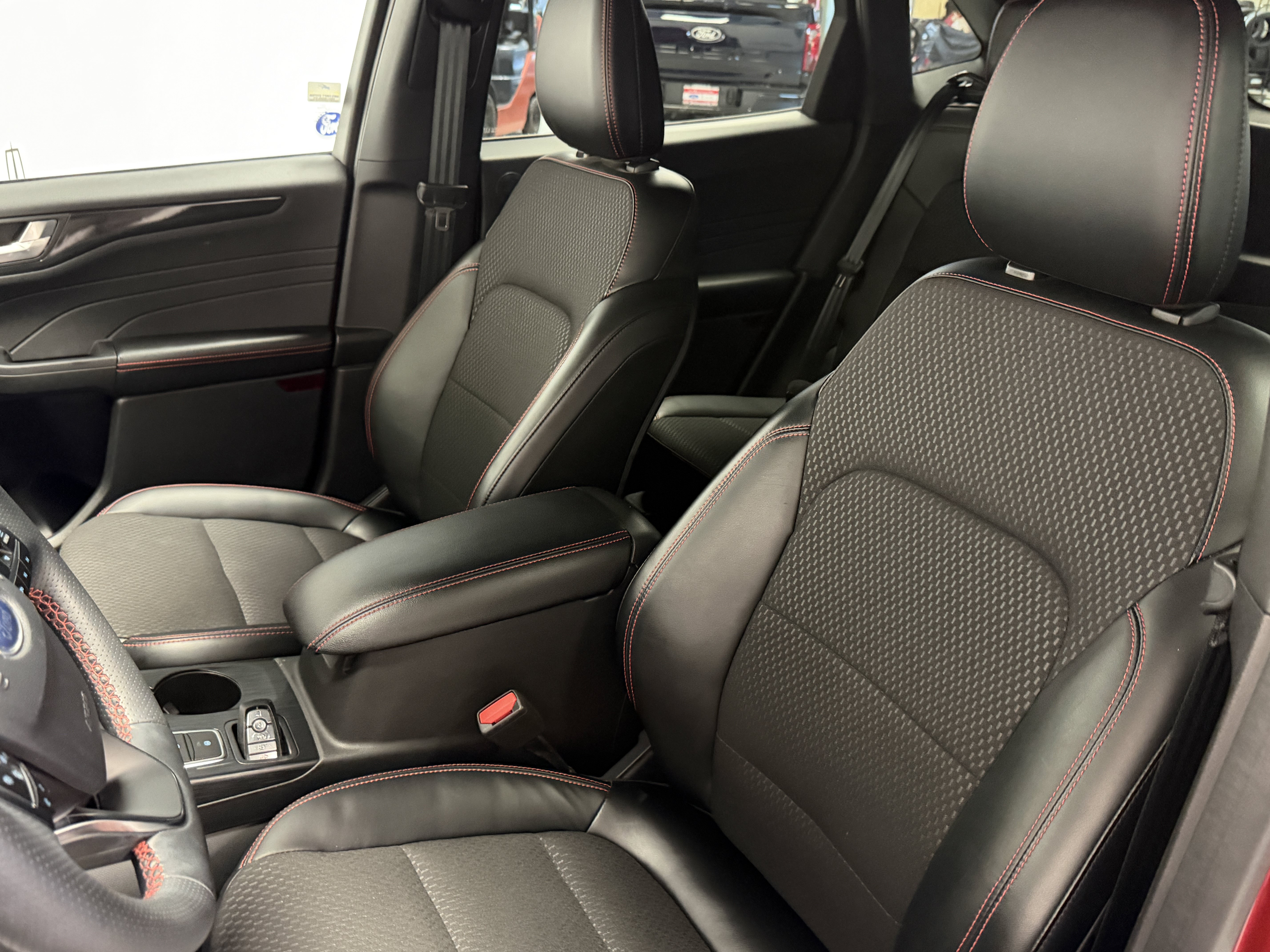 Used 2024 Ford Escape ST-Line Select w/ Tech Pack #2 AWD/4WD image 20