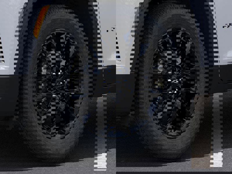 New 2025 Chevrolet Traverse LT w/ Midnight/Sport Edition image 31