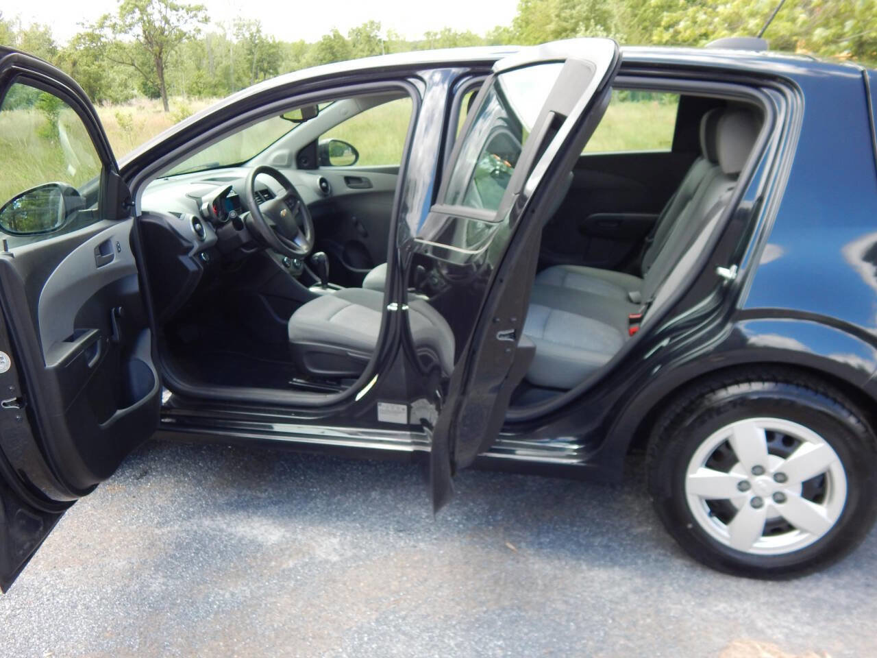 Used 2015 Chevrolet Sonic LS FWD image 13