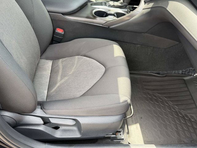 Used 2024 Toyota Camry LE FWD image 11