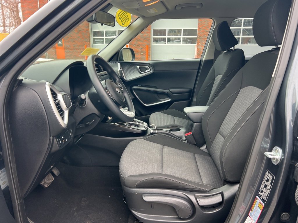 Certified 2020 Kia Soul S image 12