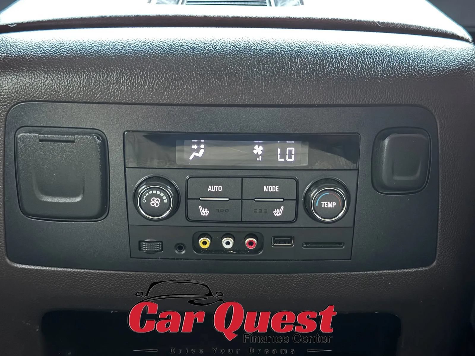 Used 2016 Chevrolet Suburban LTZ AWD/4WD image 33