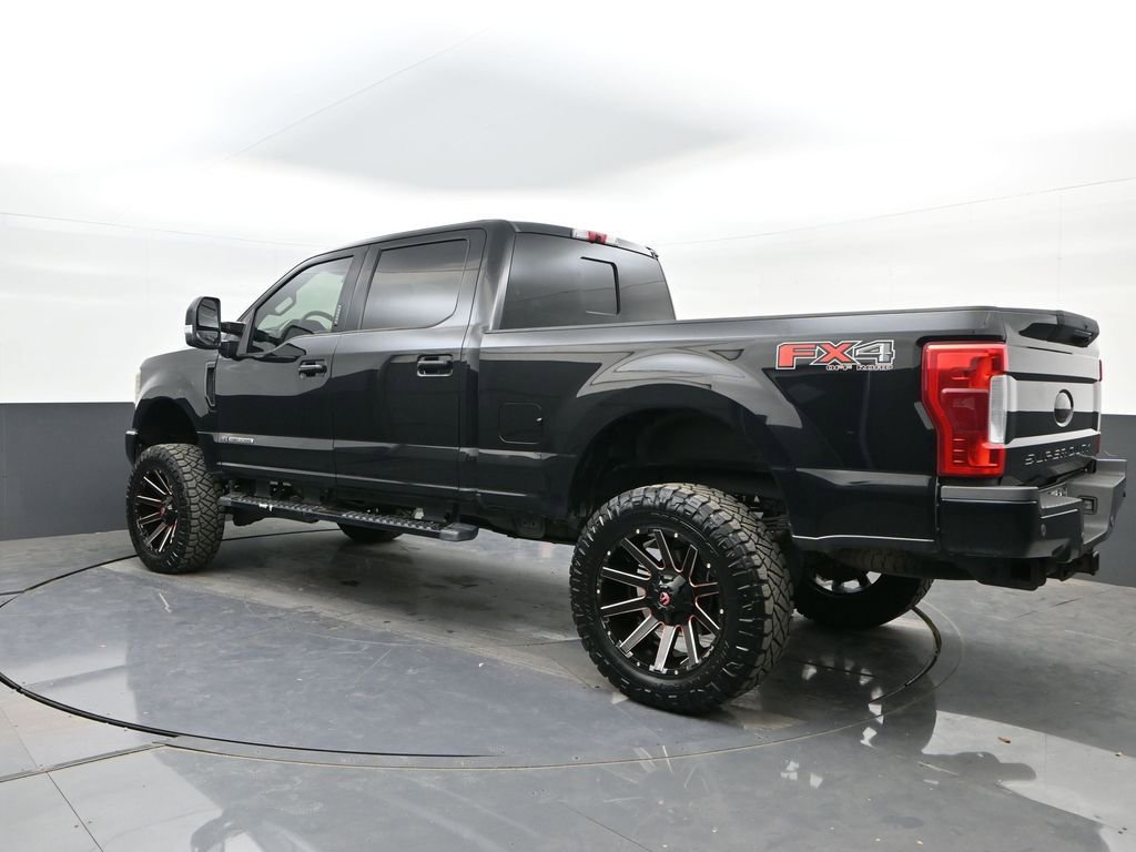 Used 2019 Ford F250 Lariat w/ Lariat Ultimate Package AWD/4WD image 5