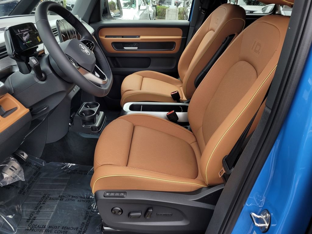 New 2025 Volkswagen ID. Buzz Pro S RWD image 8