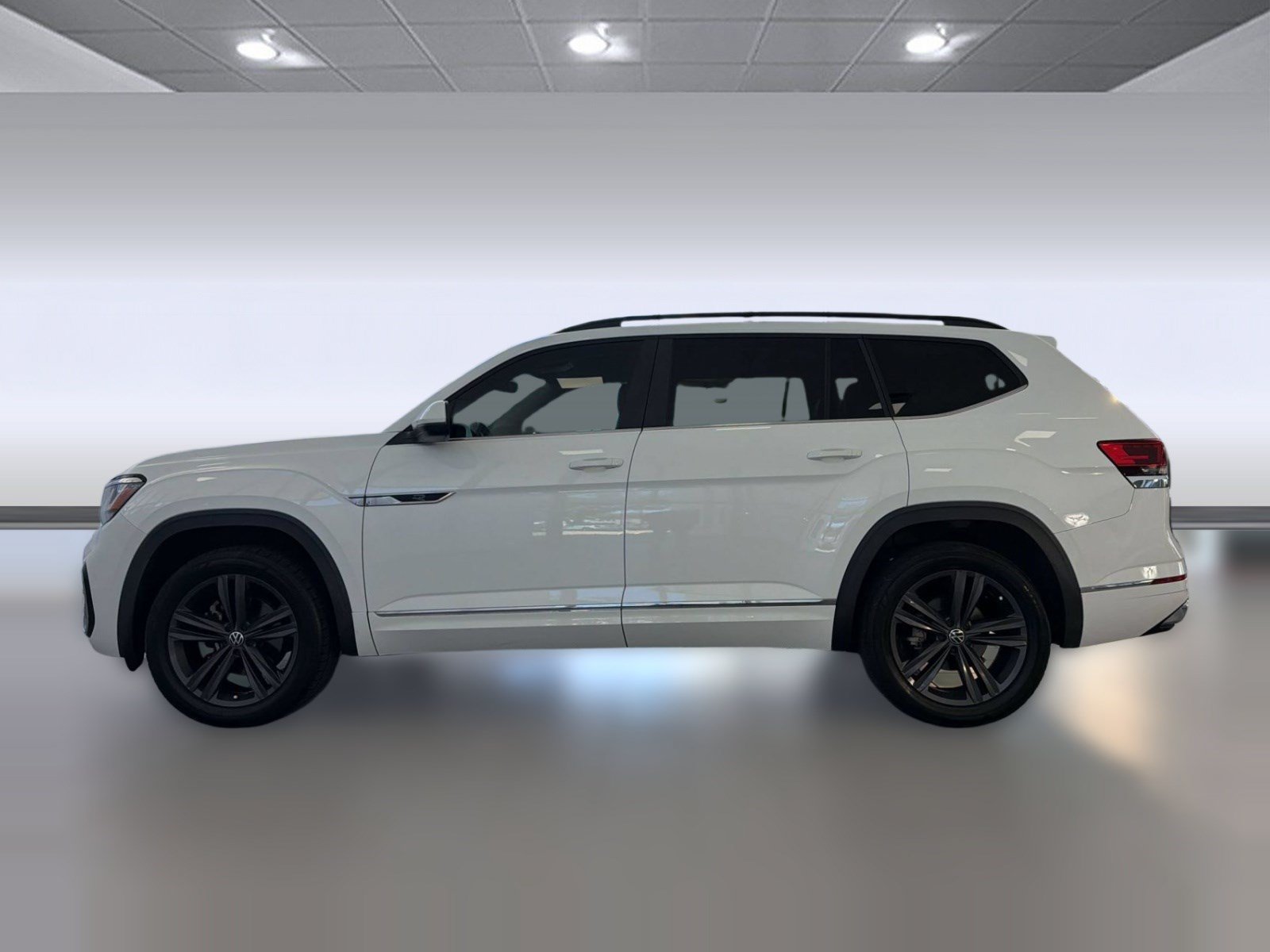 Used 2021 Volkswagen Atlas SE w/ Panoramic Sunroof Package FWD image 2