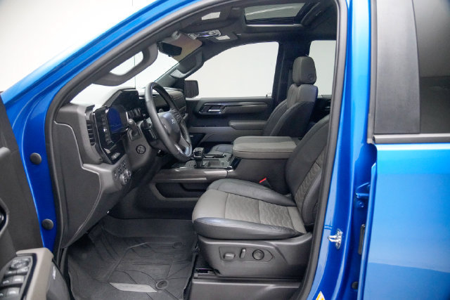 Used 2023 Chevrolet Silverado 1500 ZR2 w/ Technology Package AWD/4WD image 15