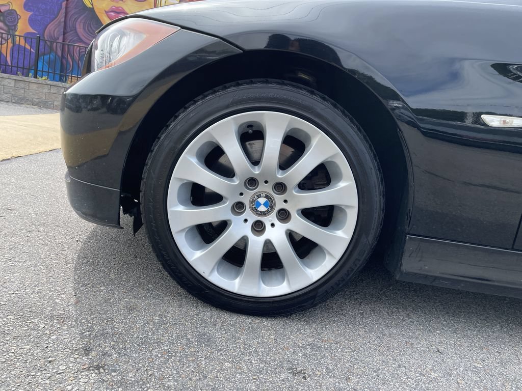Used 2006 BMW 330xi Sedan AWD/4WD image 9
