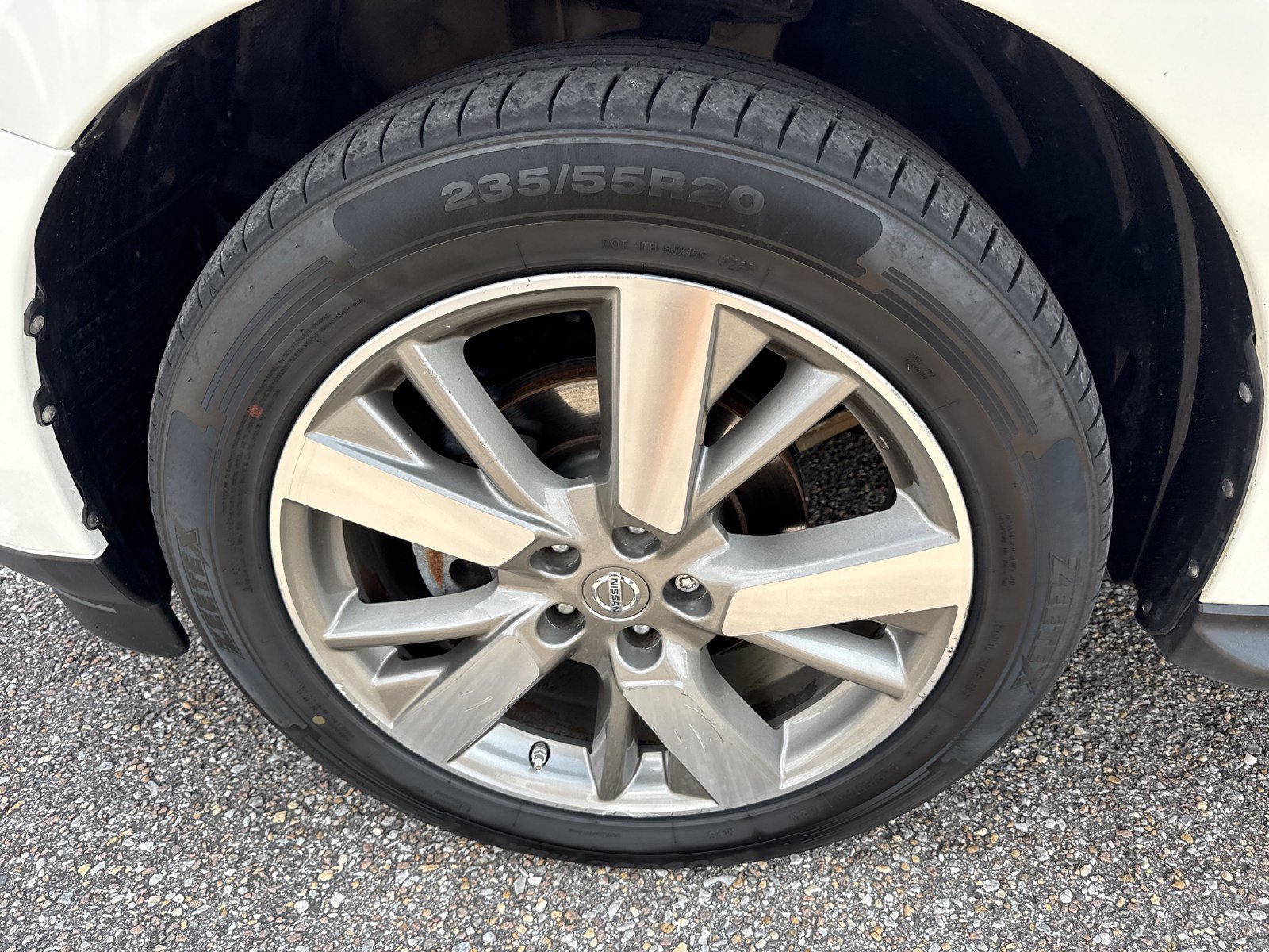 Used 2015 Nissan Pathfinder Platinum FWD image 10