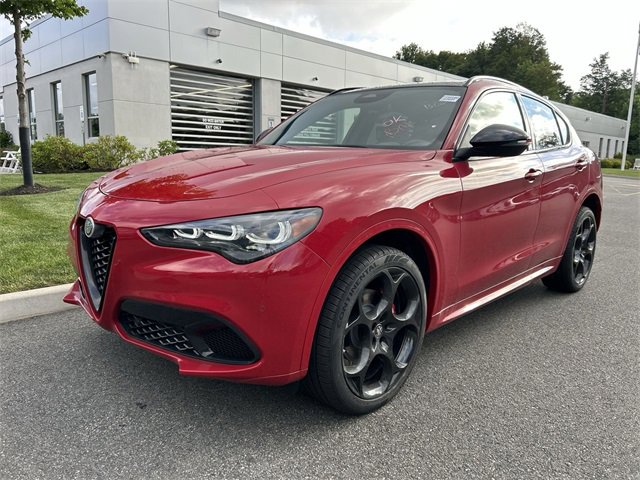 New 2025 Alfa Romeo Stelvio Tributo Italiano w/ Driving Assist Package image 4
