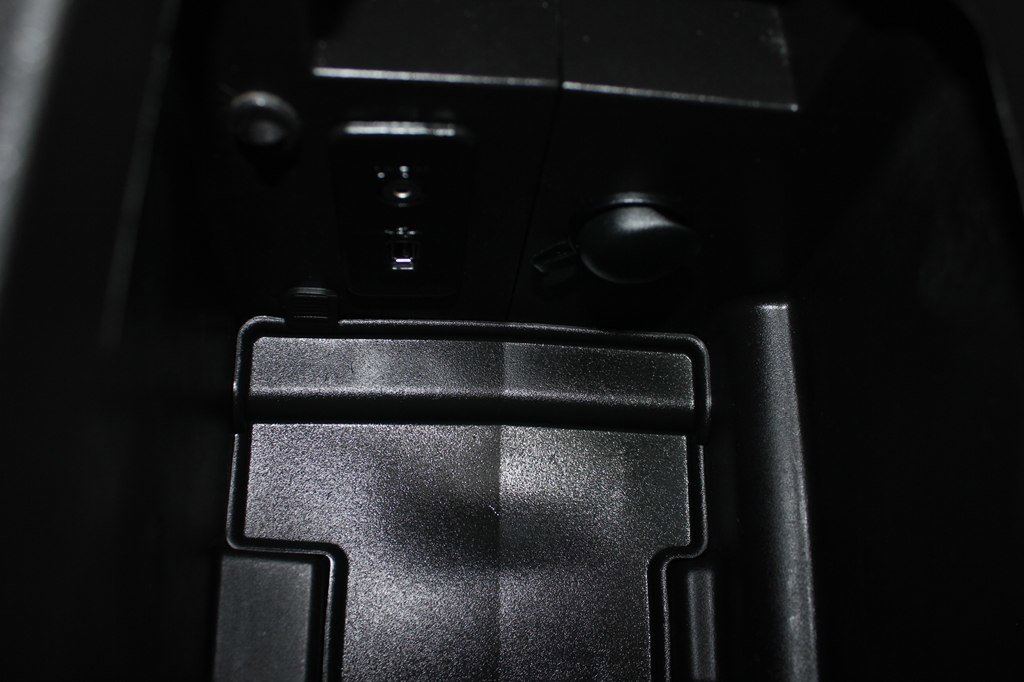 Used 2011 Ford Fusion SEL w/ 302A Rapid Spec Order Code image 23