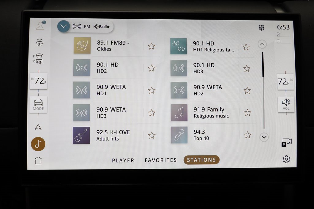 New 2025 Land Rover Discovery Sport S image 10