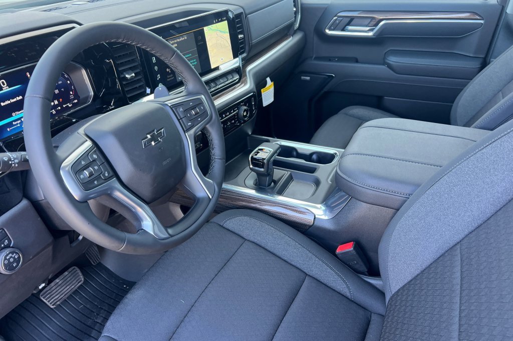 New 2026 Chevrolet Silverado 1500 LT Trail Boss w/ Convenience Package II image 7