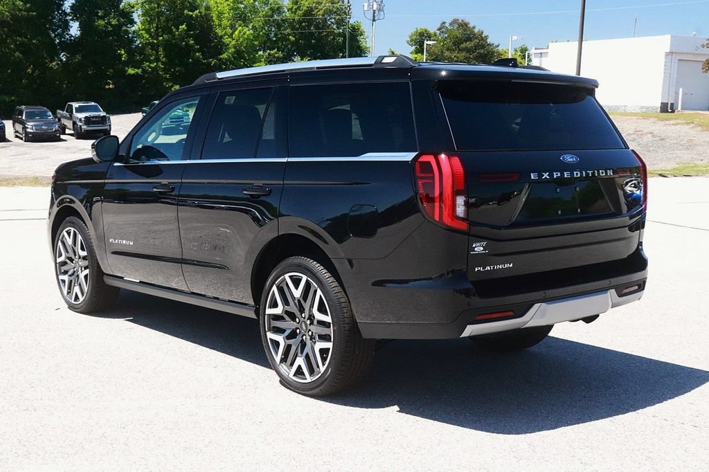 New 2026 Ford Expedition Platinum w/ Platinum Ultimate Package AWD/4WD image 5