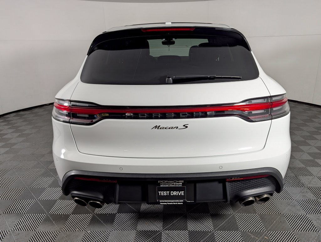 Certified 2023 Porsche Macan S AWD/4WD image 5