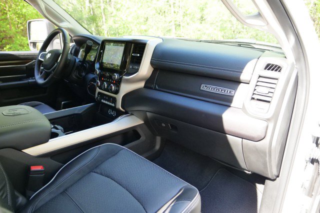 Used 2024 RAM 3500 Laramie AWD/4WD image 39