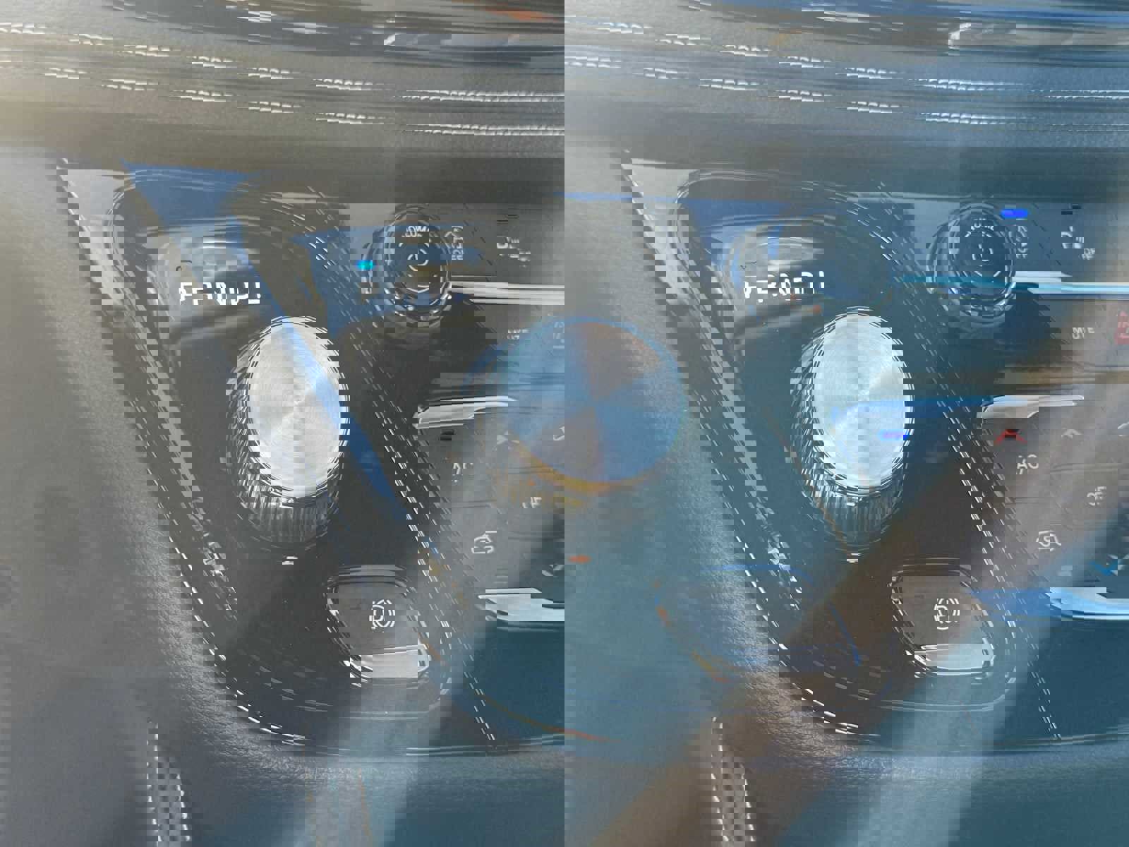 New 2026 Chrysler Pacifica Limited w/ S Appearance Package image 18