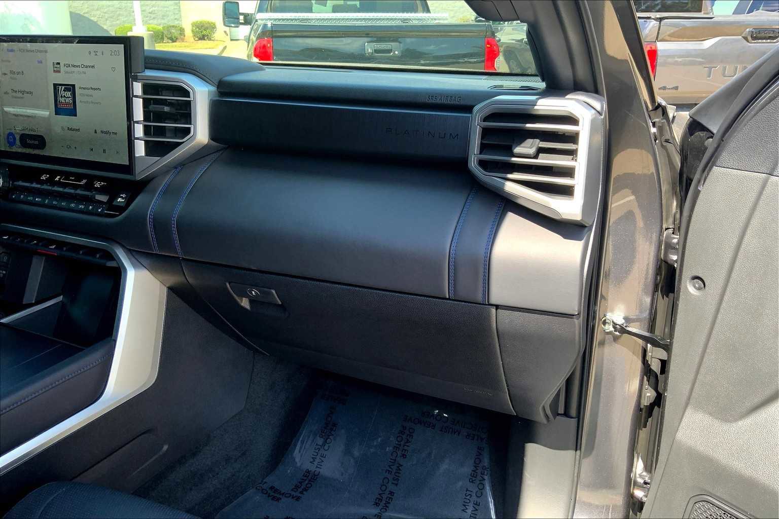 Used 2025 Toyota Sequoia Platinum image 18