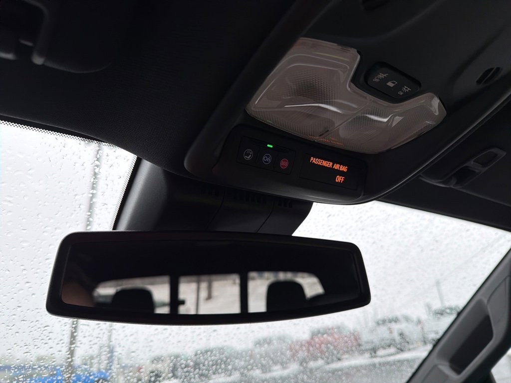 Used 2025 GMC Canyon Elevation w/ Convenience Package image 19