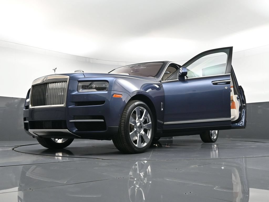Certified 2024 Rolls-Royce Cullinan AWD/4WD image 43