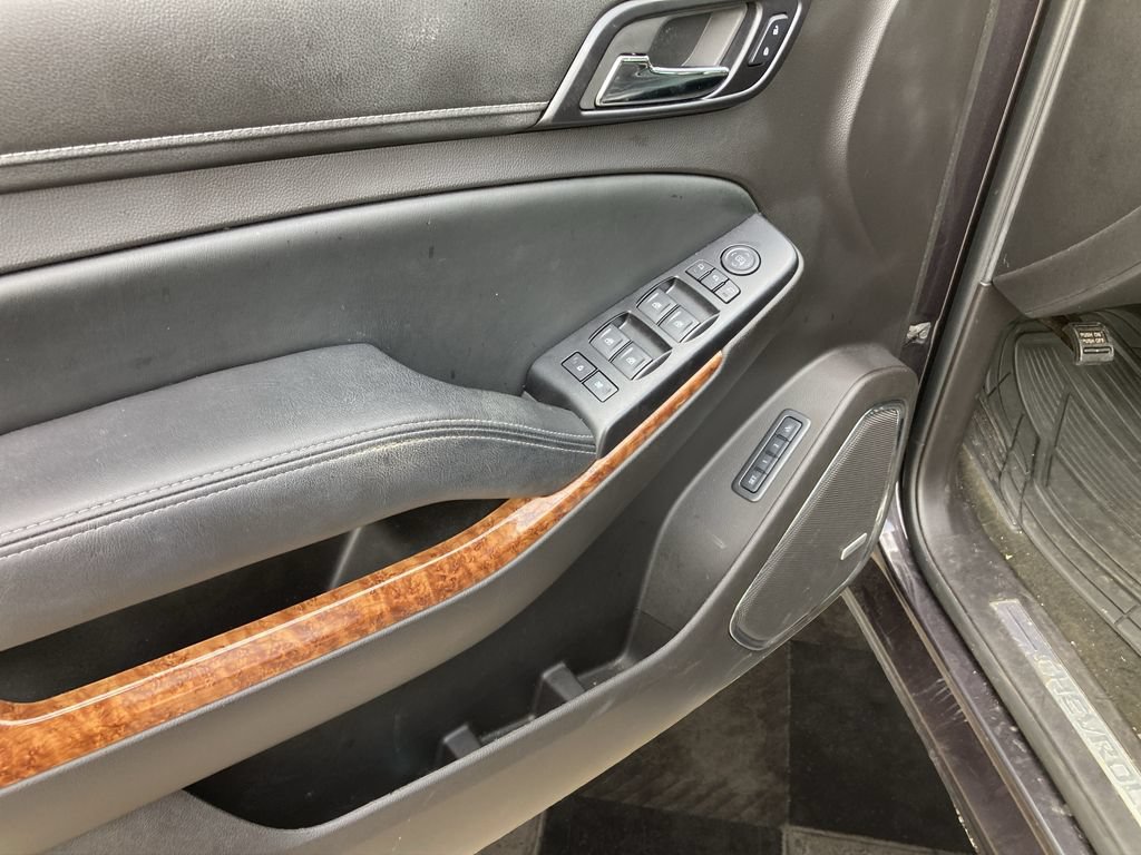 Used 2015 Chevrolet Tahoe LTZ AWD/4WD image 16
