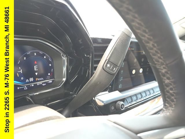 Used 2023 Chevrolet Silverado 1500 LT AWD/4WD image 19