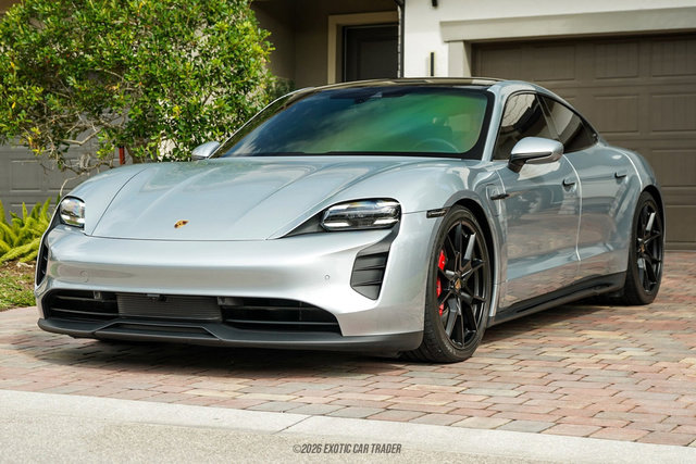 Used 2024 Porsche Taycan GTS AWD/4WD image 14