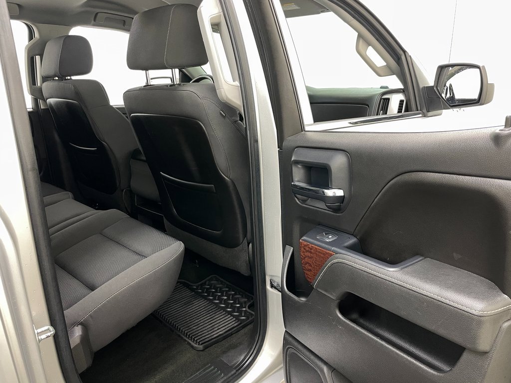 Used 2015 GMC Sierra 1500 SLE w/ SLE Value Package image 38