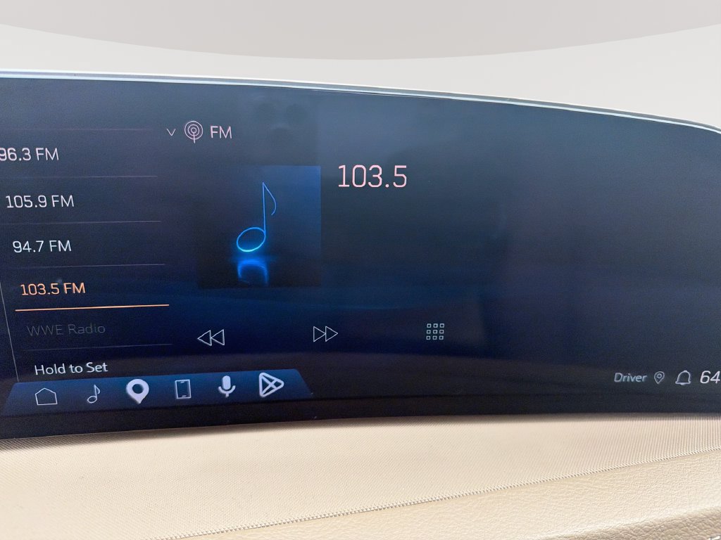 Certified 2024 Cadillac XT4 Luxury w/ Cold Weather Package FWD image 12