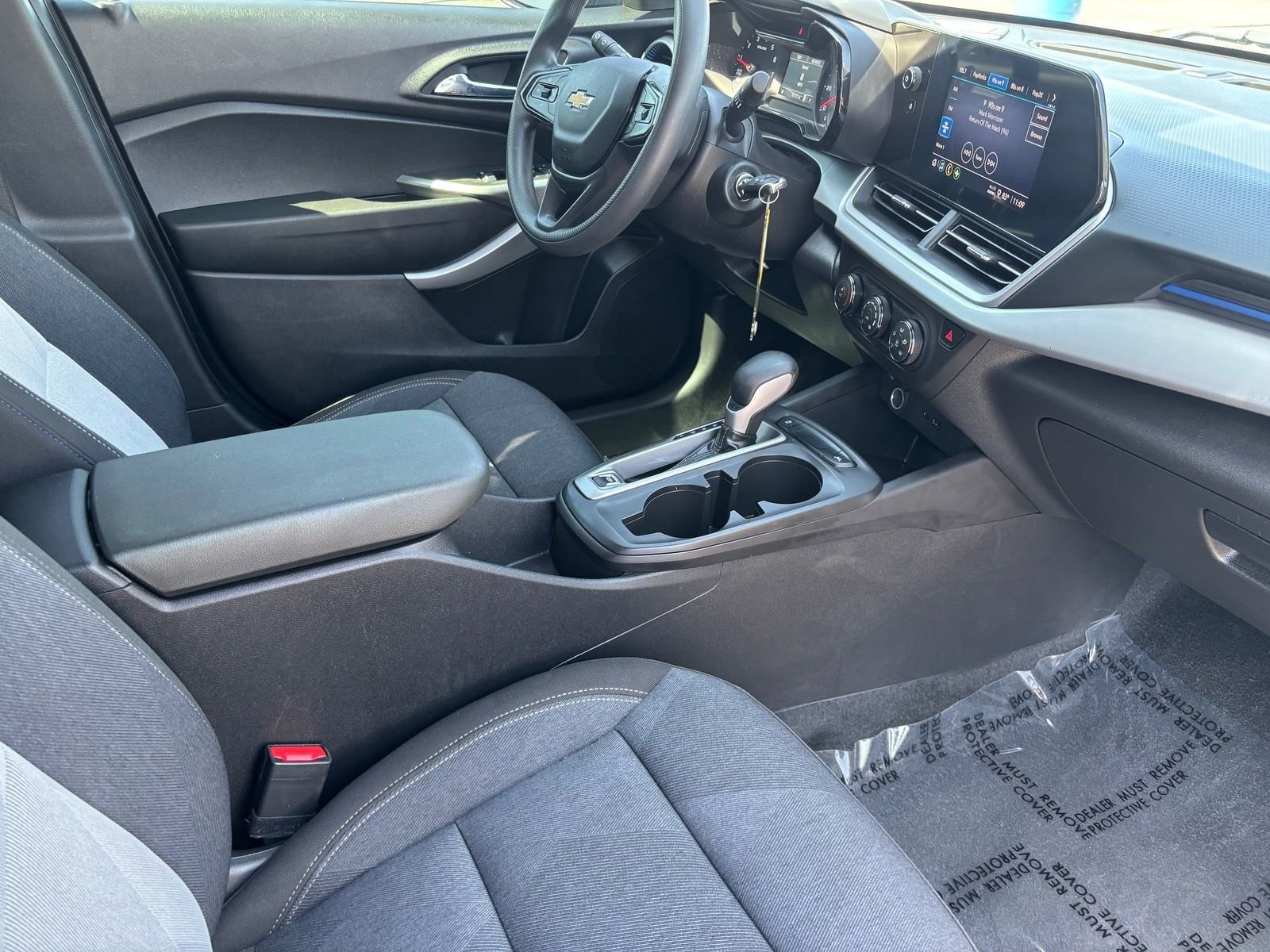 Used 2024 Chevrolet Trax LS w/ LS Convenience Package image 13