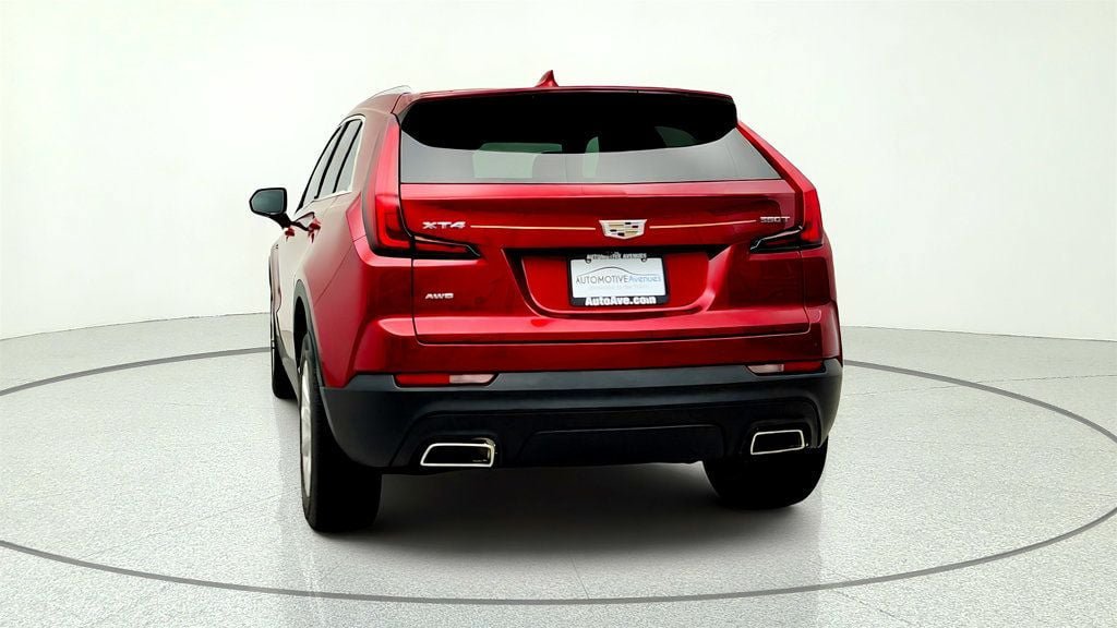 Used 2021 Cadillac XT4 Luxury w/ Cold Weather Package AWD/4WD image 6