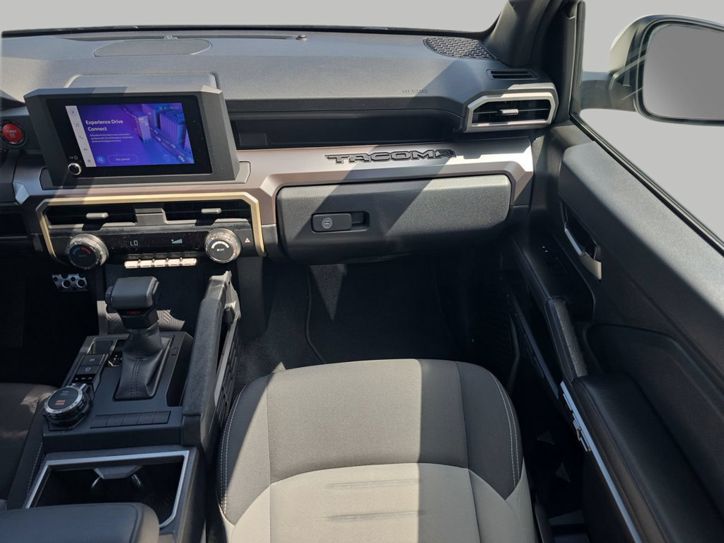 Used 2025 Toyota Tacoma TRD Sport AWD/4WD image 15