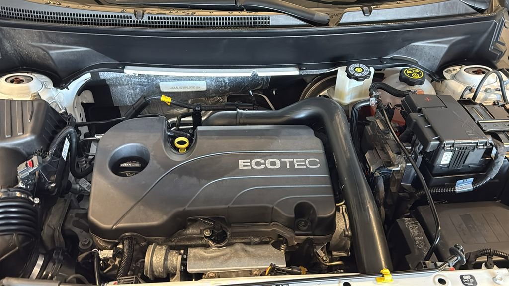 Used 2022 GMC Terrain SLT w/ Infotainment Package II image 11